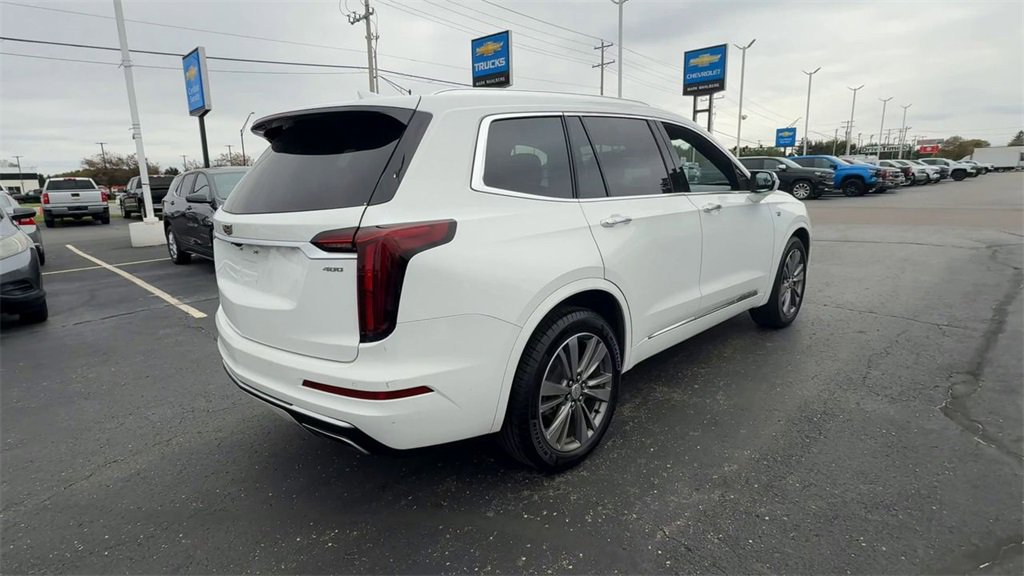 Used 2021 Cadillac XT6 Premium Luxury image 8