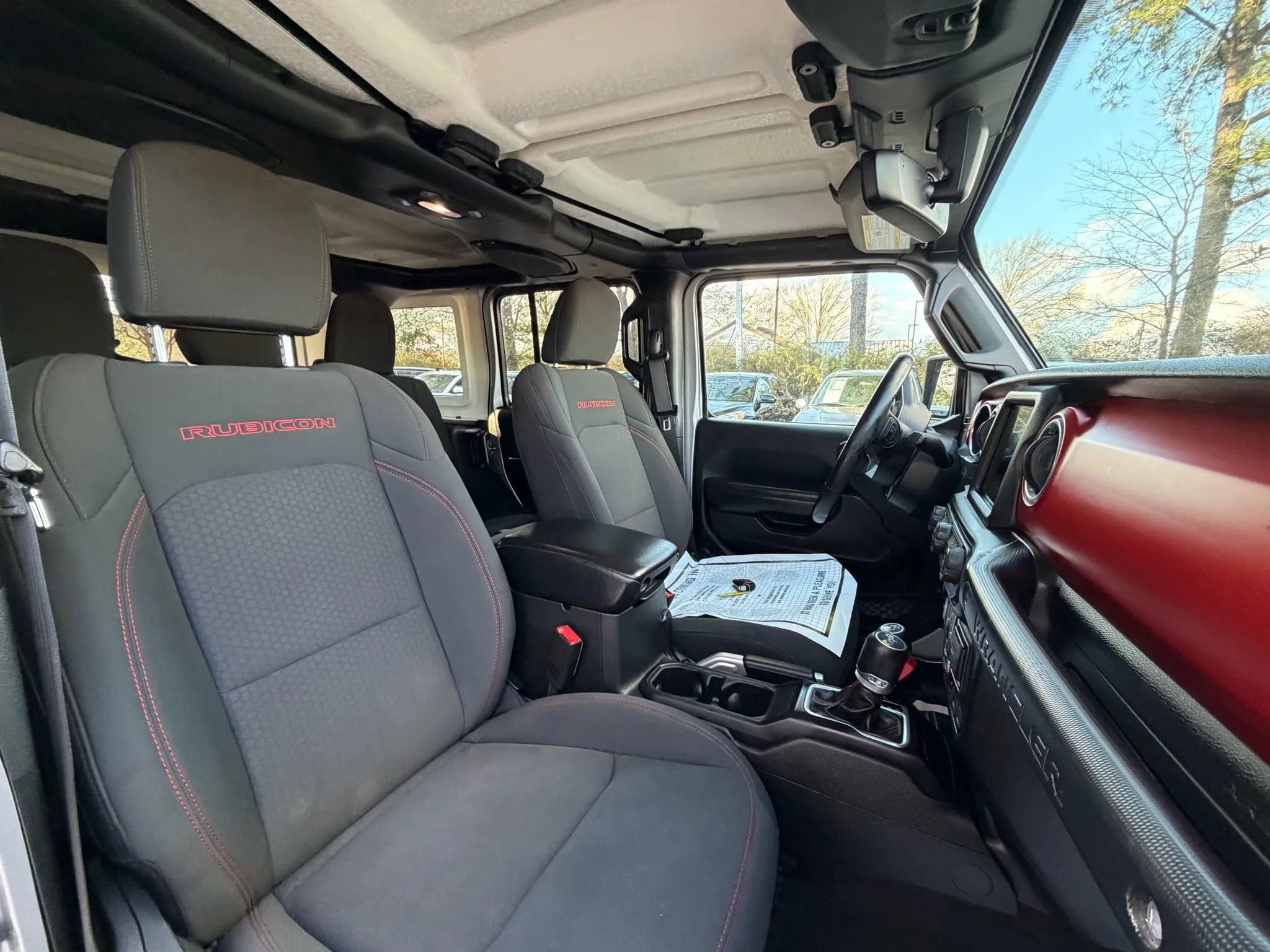 Used 2018 Jeep Wrangler Unlimited Rubicon image 9