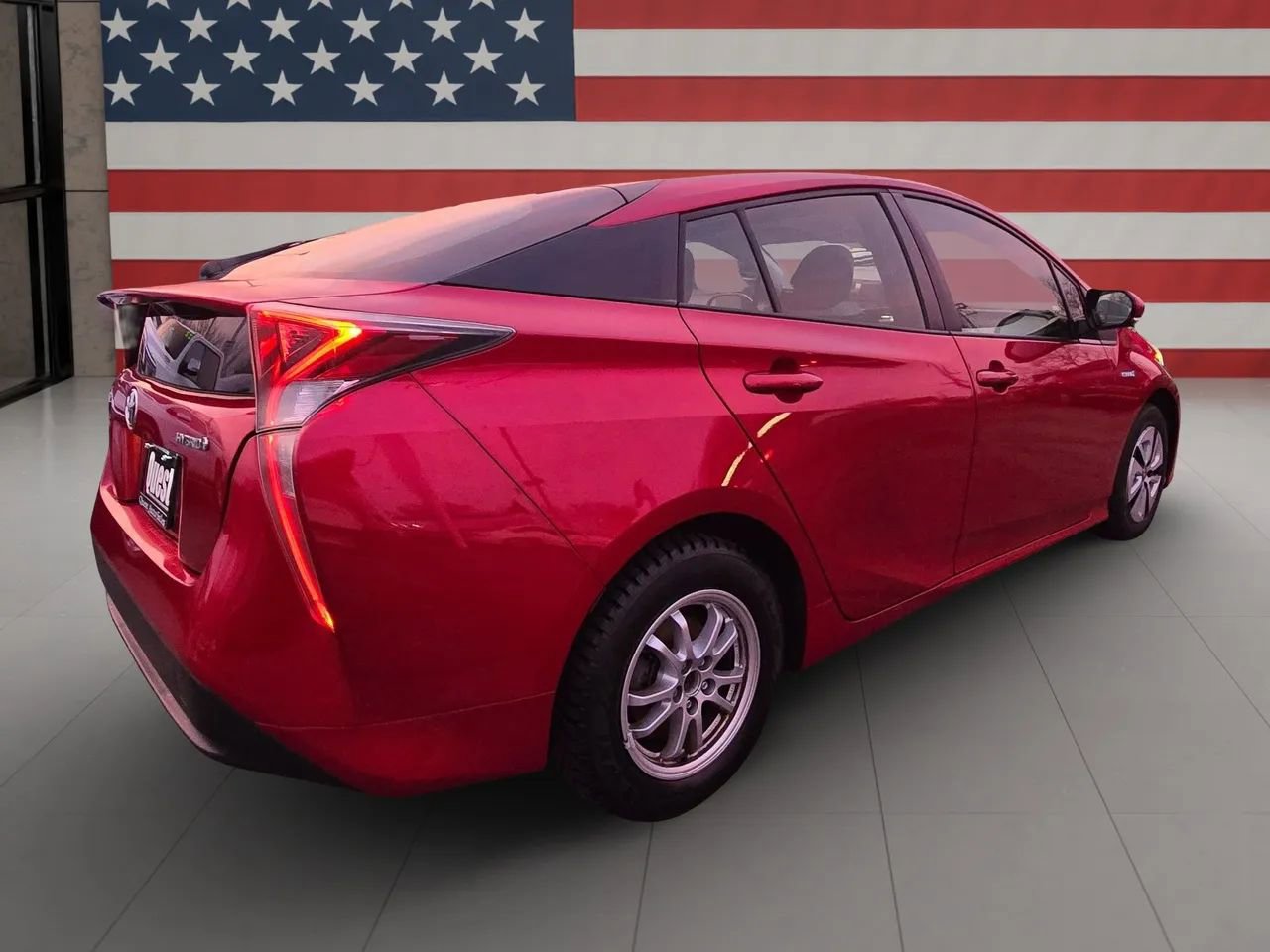 Used 2017 Toyota Prius Three image 8