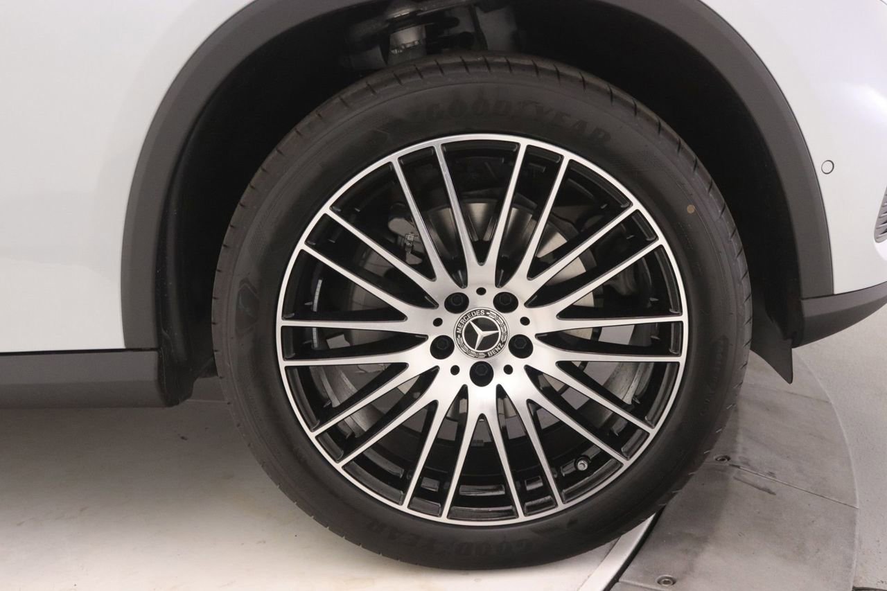 New 2026 Mercedes-Benz GLC 300 image 13