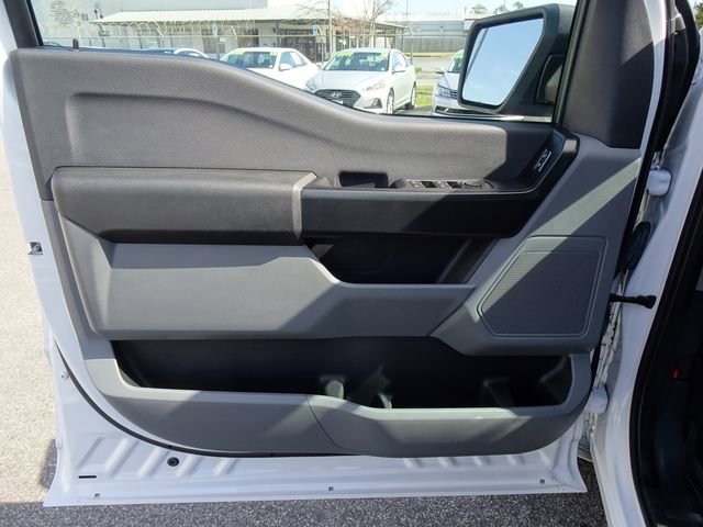 Used 2022 Ford F150 Lightning Pro image 12