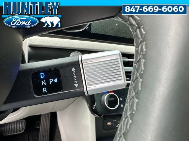 Used 2025 Hyundai Tucson Limited AWD/4WD image 32