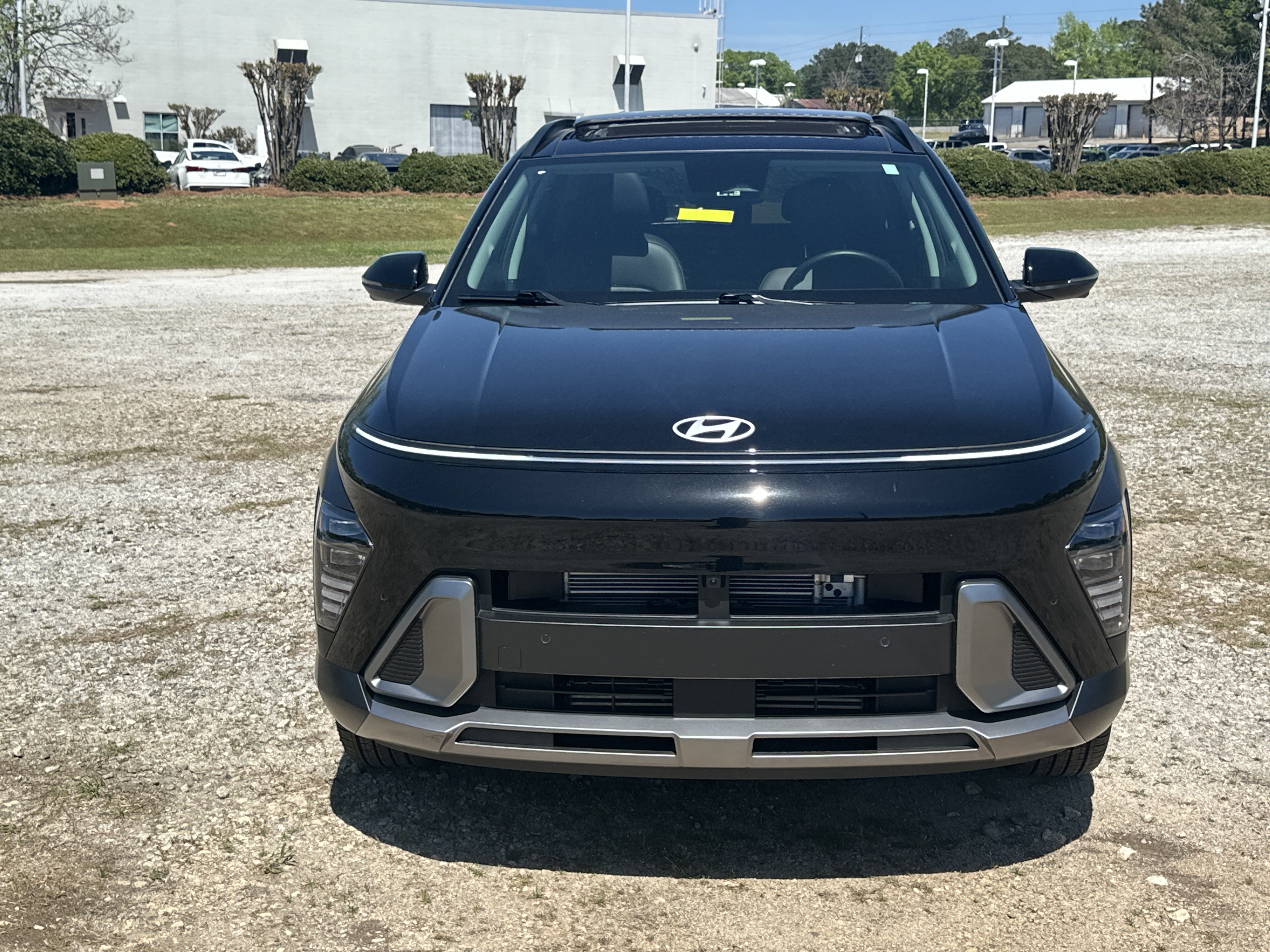 Used 2025 Hyundai Kona Limited image 2