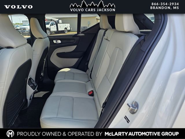 New 2026 Volvo XC40 B5 Plus w/ Protection Package Premier image 17
