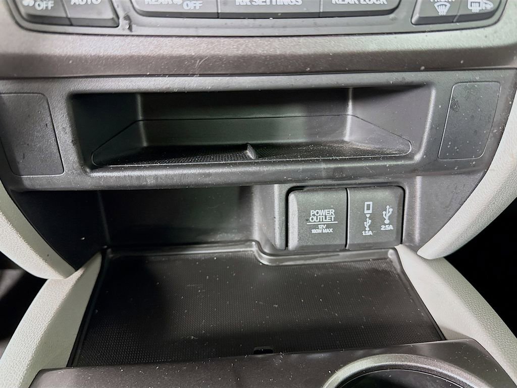 Used 2017 Honda Pilot EX image 18