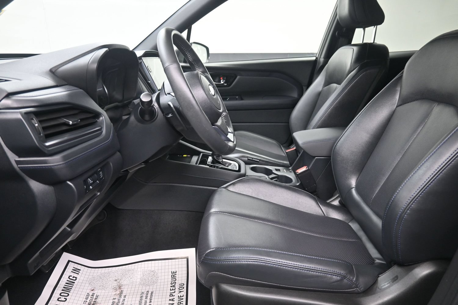 Used 2025 Subaru Forester Limited AWD/4WD image 14