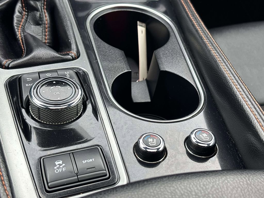 Certified 2023 Nissan Maxima SR w/ Sport Mat Group image 22