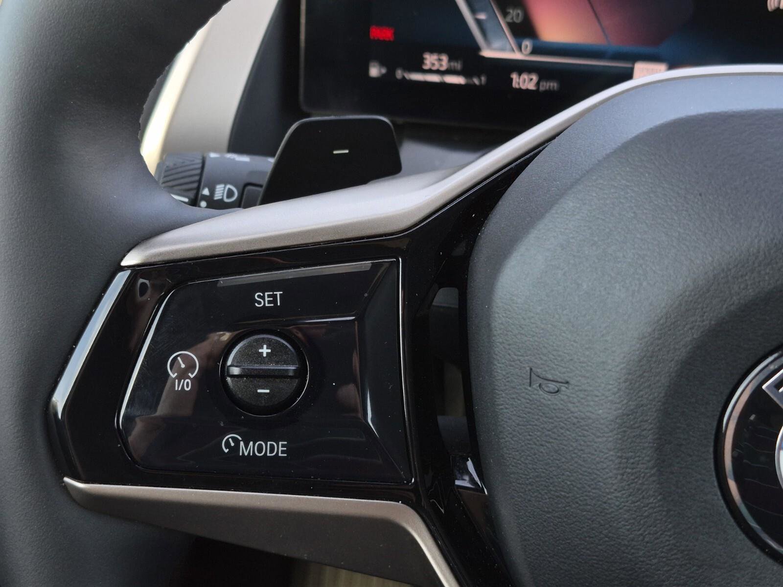 Certified 2025 BMW X3 xDrive30i w/ Premium Package image 17