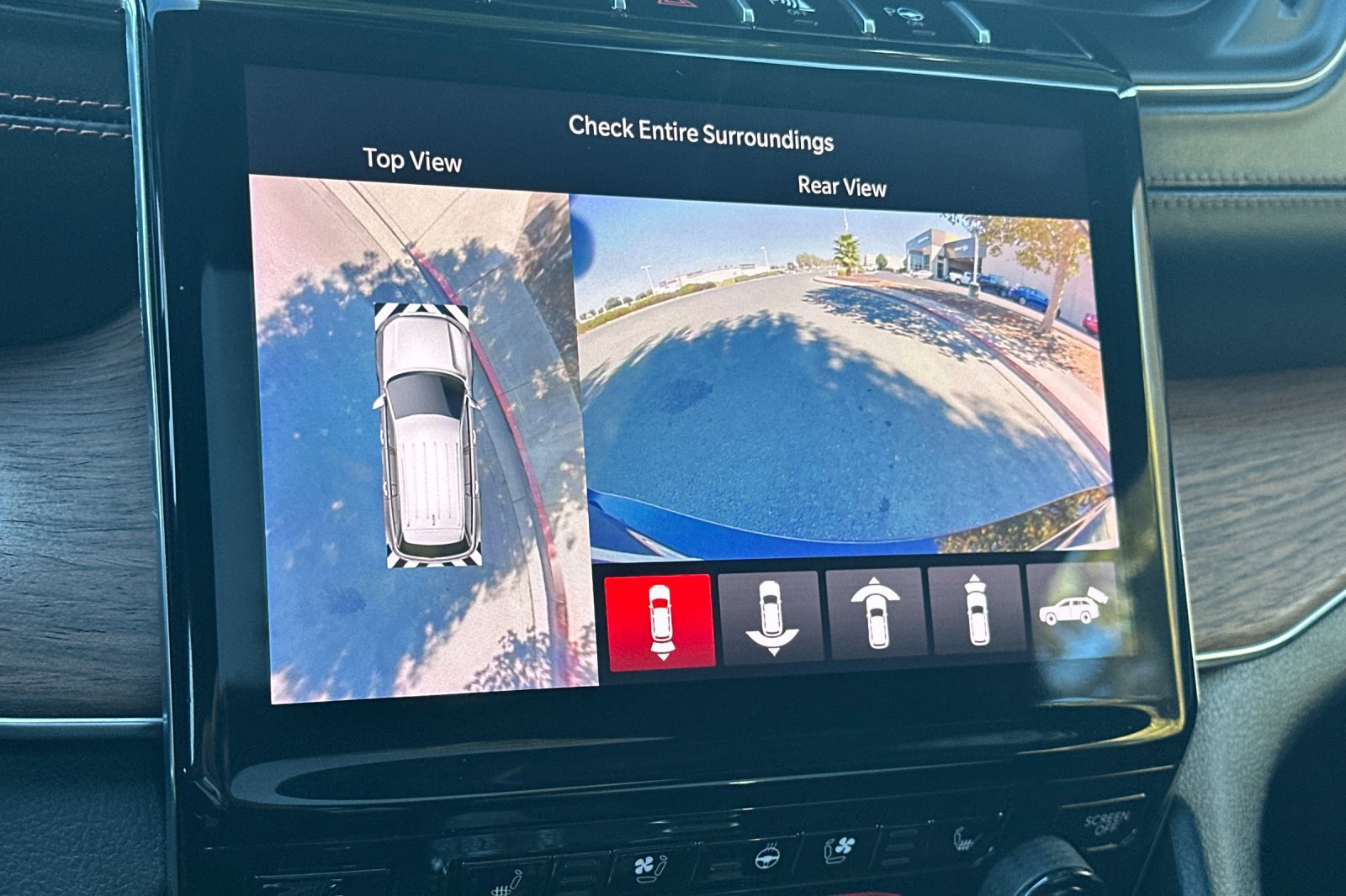 Used 2021 Jeep Grand Cherokee L Summit w/ Advanced Protech Group IV AWD/4WD image 20