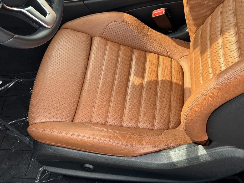 Used 2021 Mercedes-Benz C 300 4MATIC Cabriolet image 20