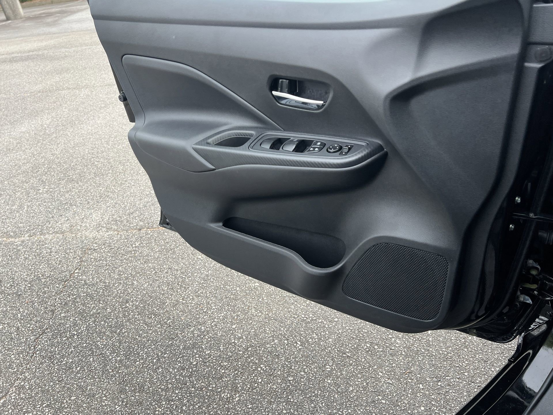 Certified 2025 Nissan Versa SV w/ Trunk Package image 12