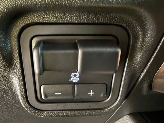 Used 2025 GMC Hummer EV 3X image 42