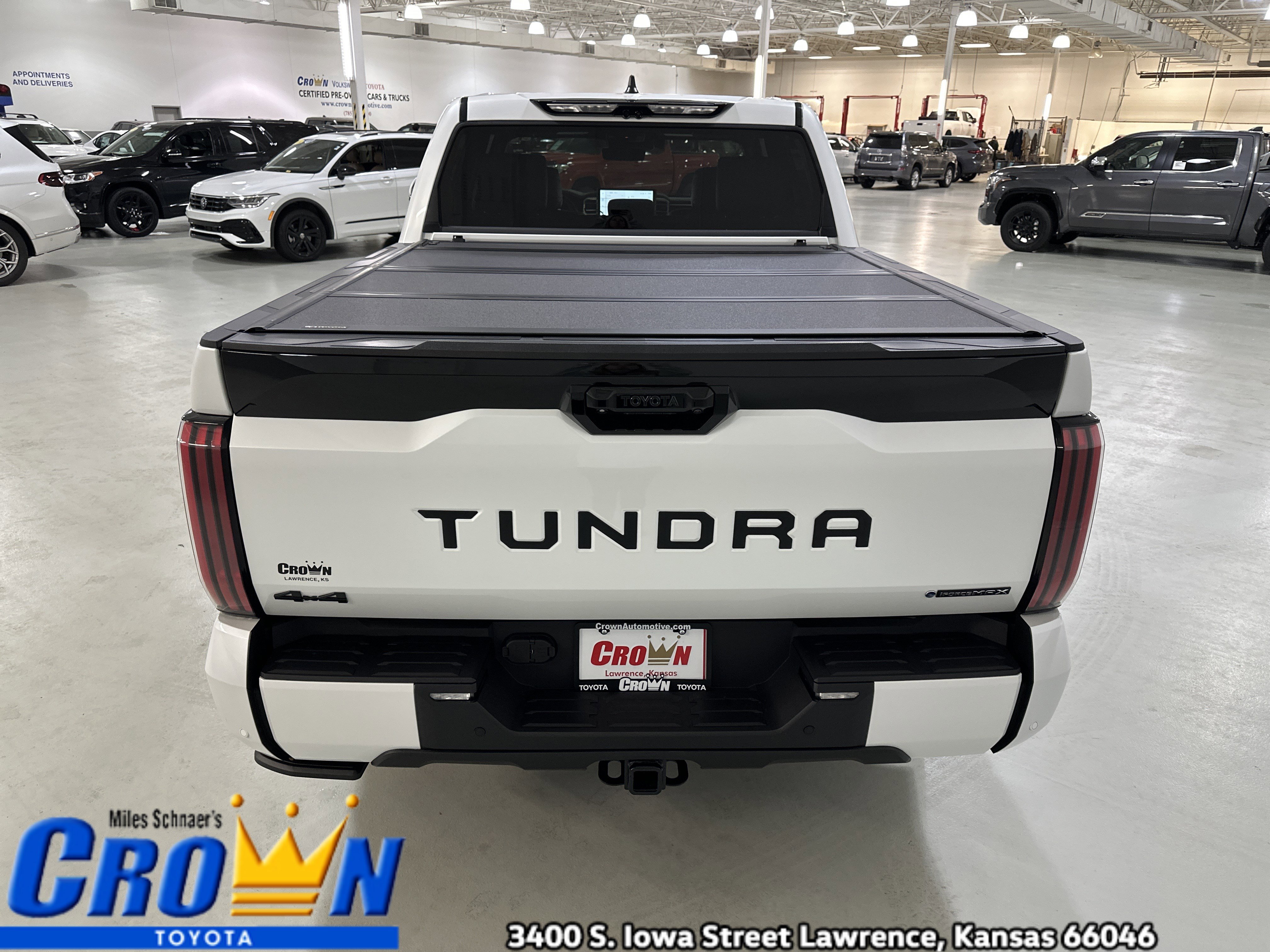 New 2026 Toyota Tundra Platinum image 8