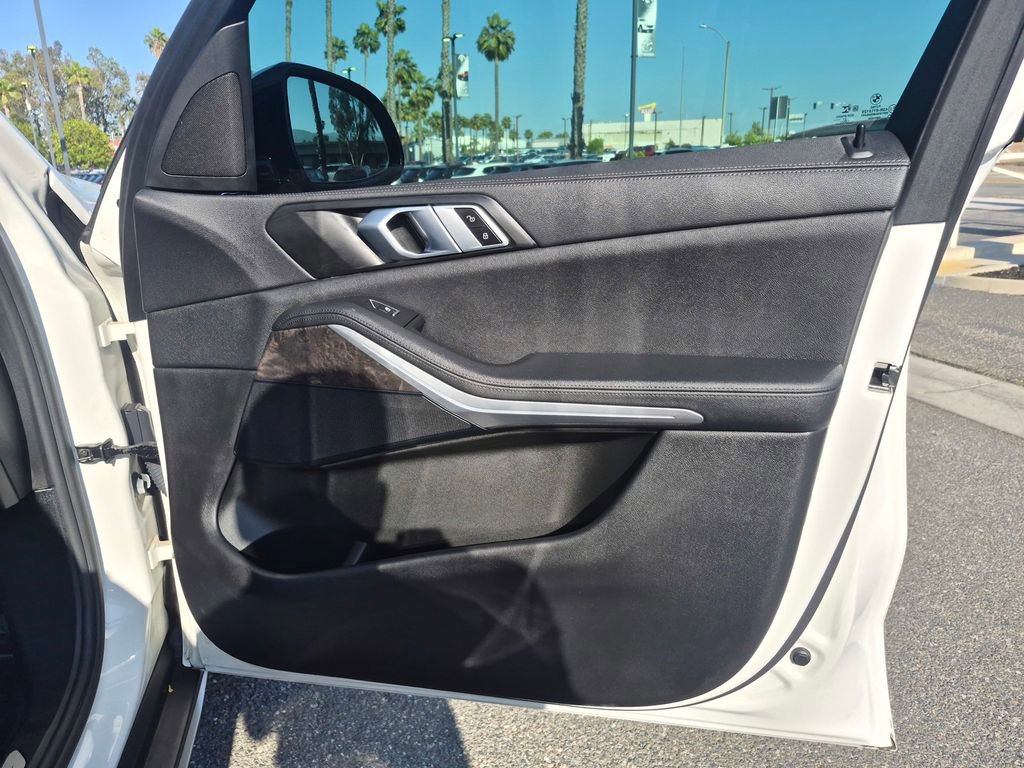 Used 2022 BMW X5 sDrive40i w/ Premium Package image 38