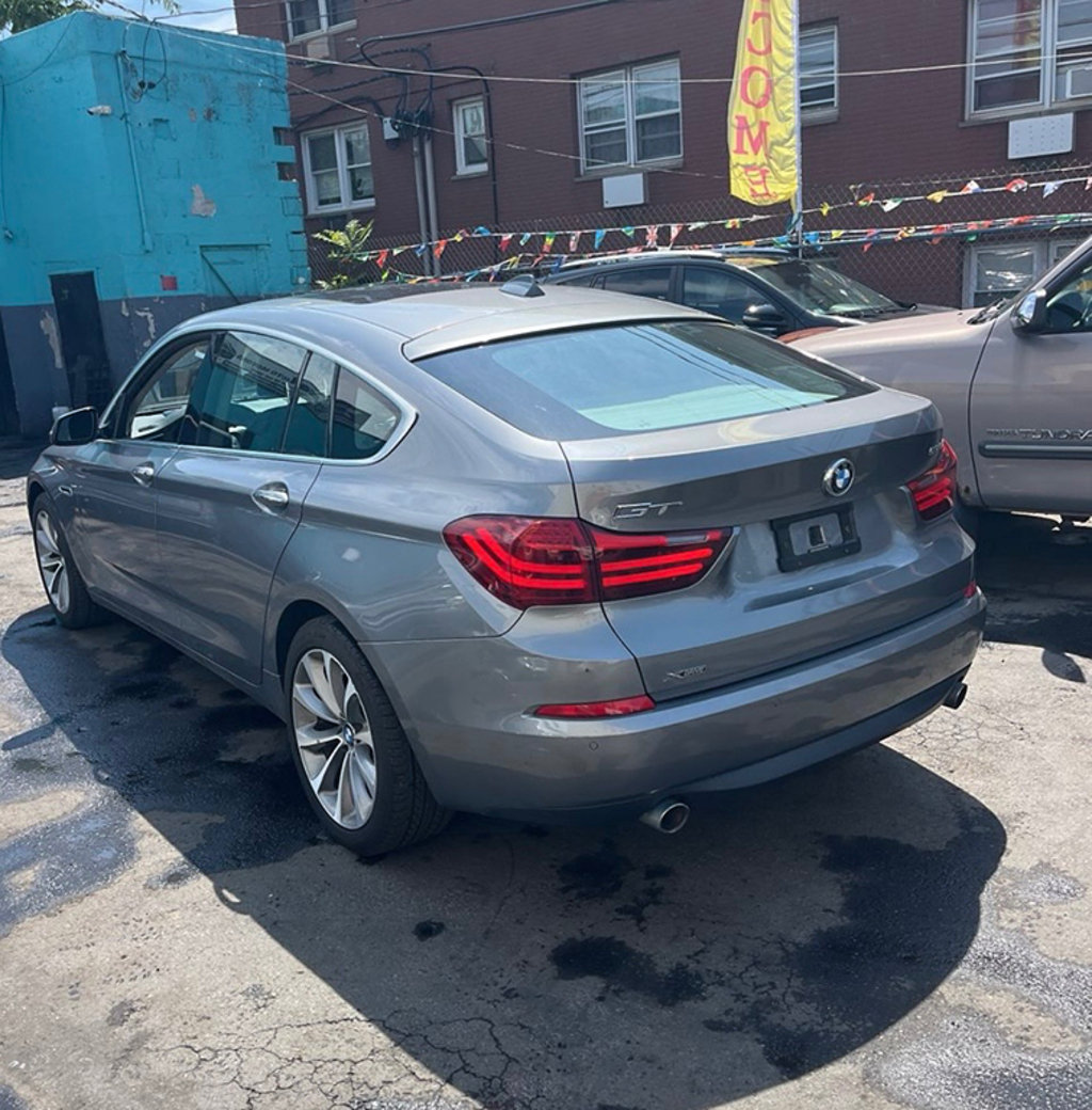 Used 2017 BMW 535i Gran Turismo xDrive AWD/4WD image 4