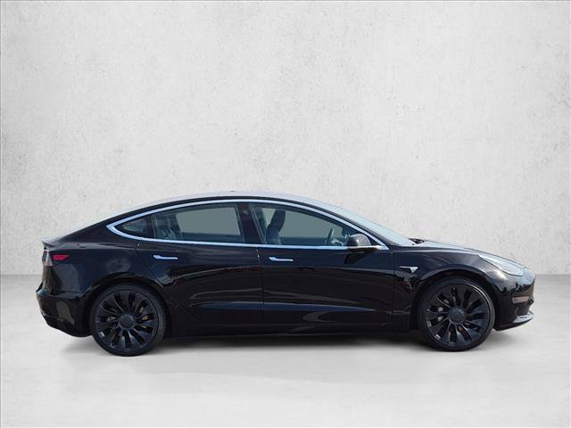 Used 2018 Tesla Model 3 Long Range RWD image 4