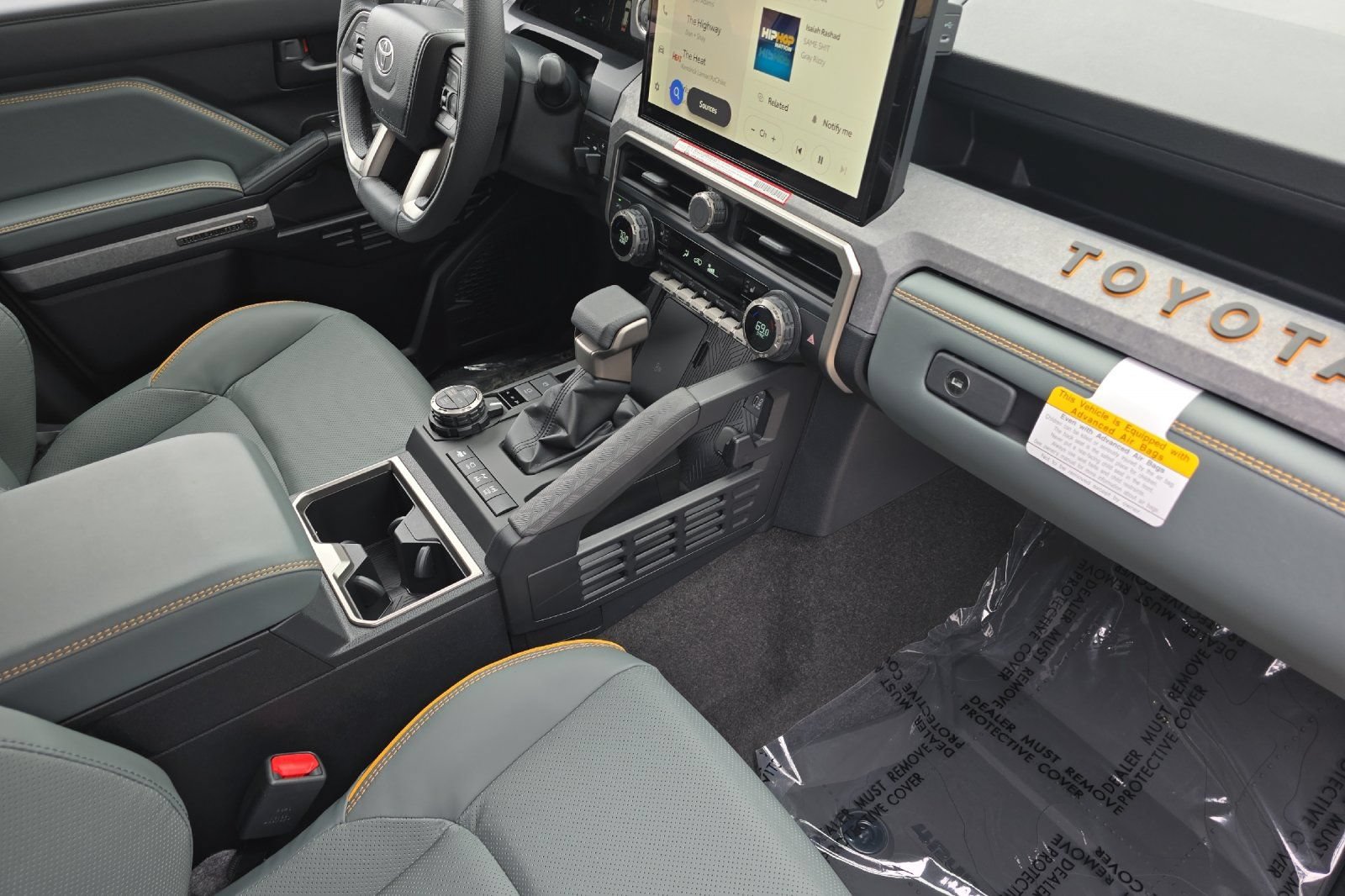 New 2026 Toyota 4Runner Trailhunter AWD/4WD image 13