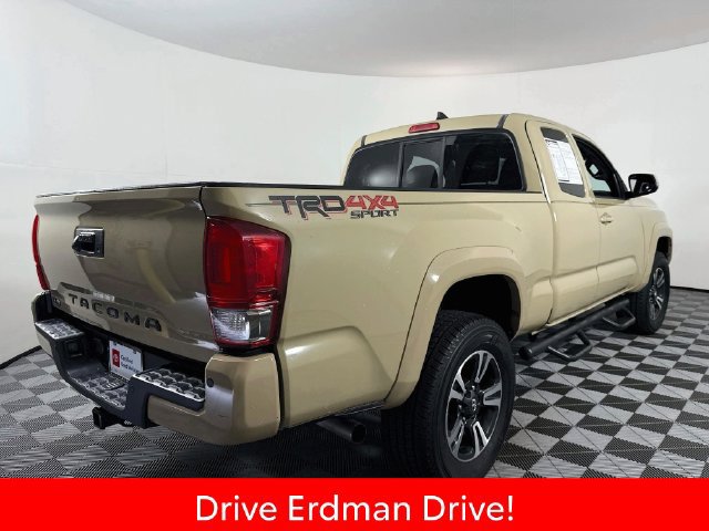 Certified 2016 Toyota Tacoma TRD Sport w/ Premium & Technology Package AWD/4WD image 22