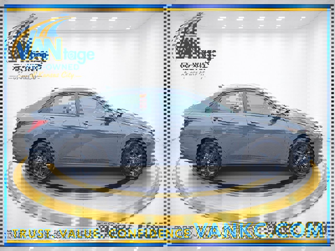 Used 2023 Hyundai Elantra SEL image 5