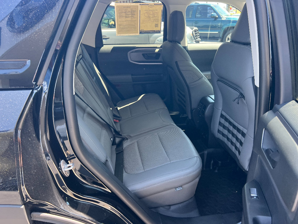 Used 2025 Ford Bronco Sport Badlands AWD/4WD image 15