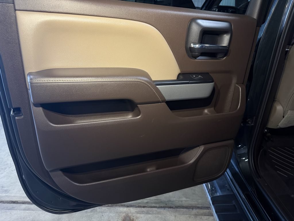 Used 2017 Chevrolet Silverado 2500 LTZ w/ Duramax Plus Package AWD/4WD image 5