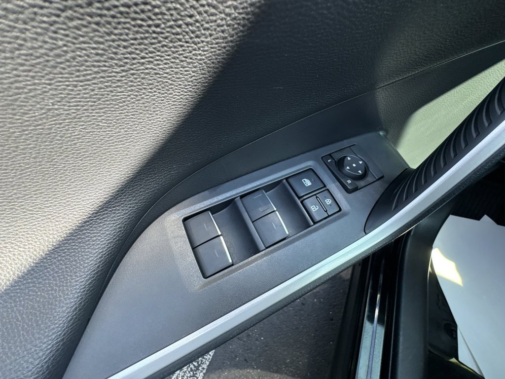 Used 2023 Toyota RAV4 Limited AWD/4WD image 19