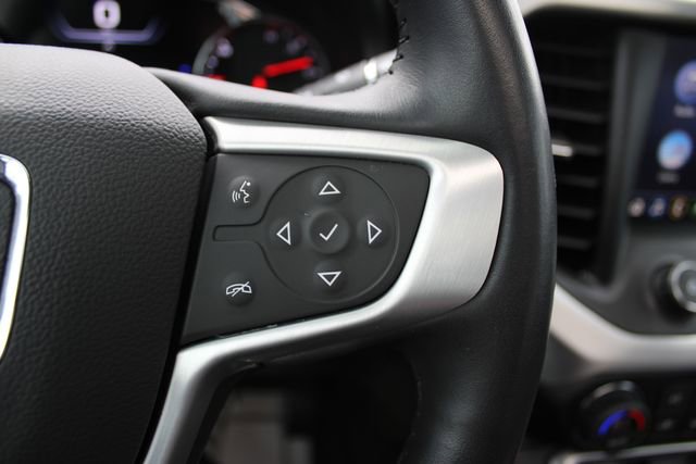 Used 2022 GMC Acadia SLT w/ Elevation Edition image 12