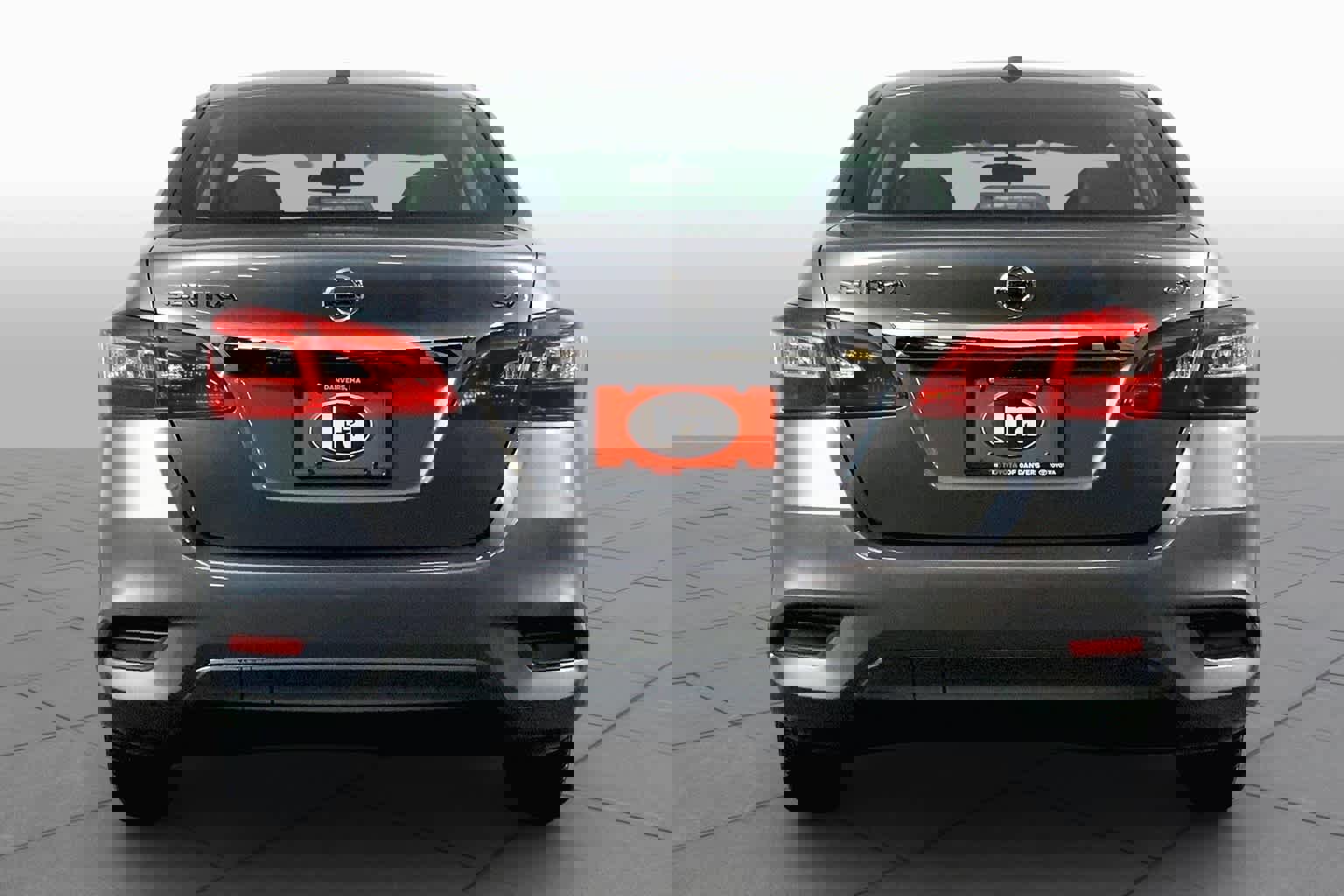 Used 2016 Nissan Sentra SV image 5