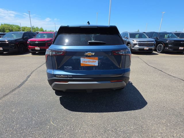 New 2026 Chevrolet Equinox LT w/ Convenience Package II AWD/4WD image 5
