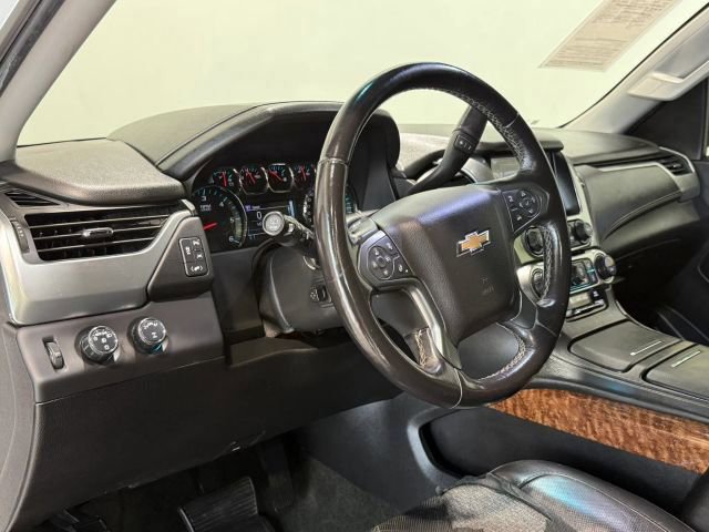 Used 2018 Chevrolet Suburban Premier AWD/4WD image 13