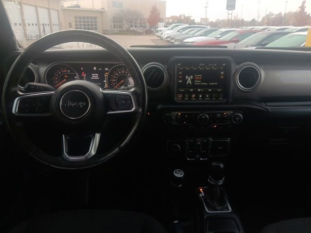 Used 2018 Jeep Wrangler Unlimited Sahara image 23