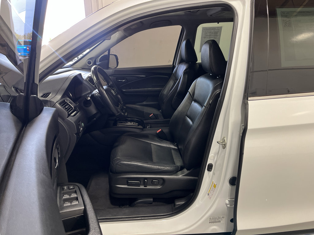Used 2020 Honda Pilot Touring image 28