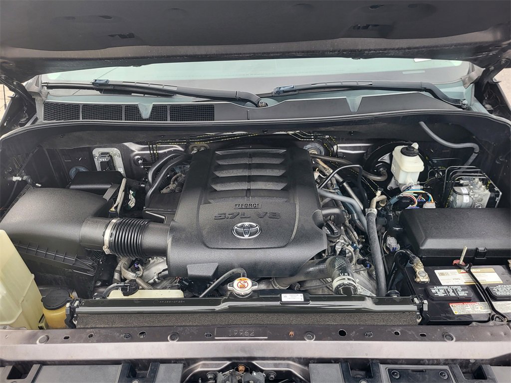 Used 2018 Toyota Tundra SR5 w/ SR5 Upgrade Package image 23