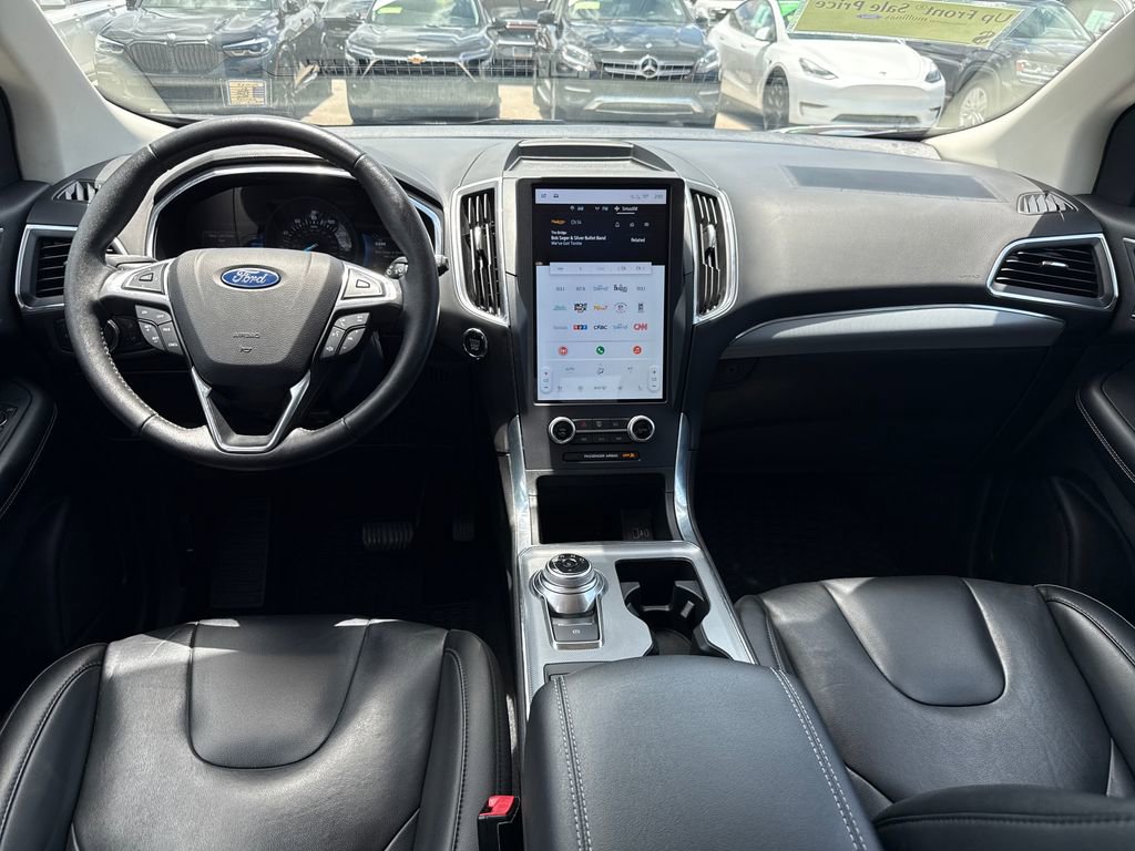 Used 2021 Ford Edge Titanium FWD image 6