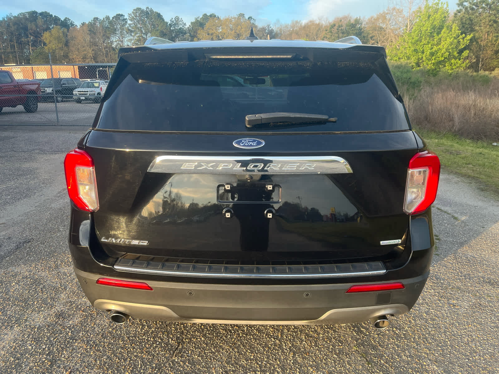 Used 2020 Ford Explorer Limited RWD image 7