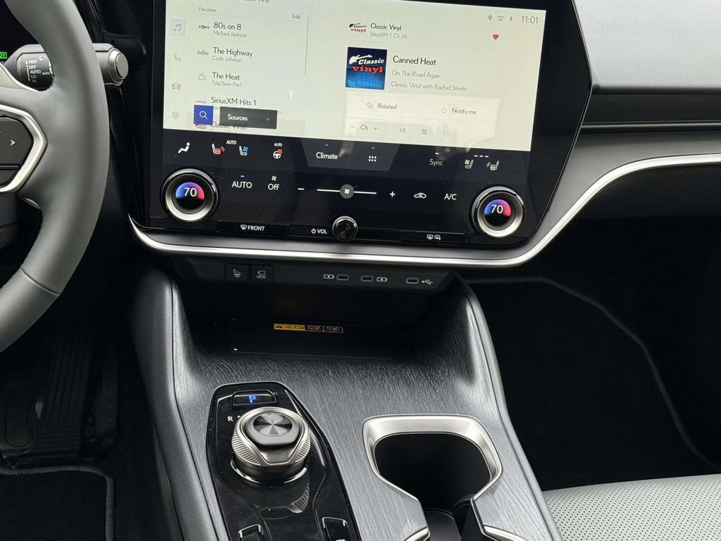 New 2026 Lexus RZ 450e Premium image 14
