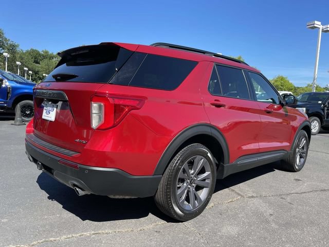 Used 2023 Ford Explorer XLT w/ Equipment Group 202A AWD/4WD image 6