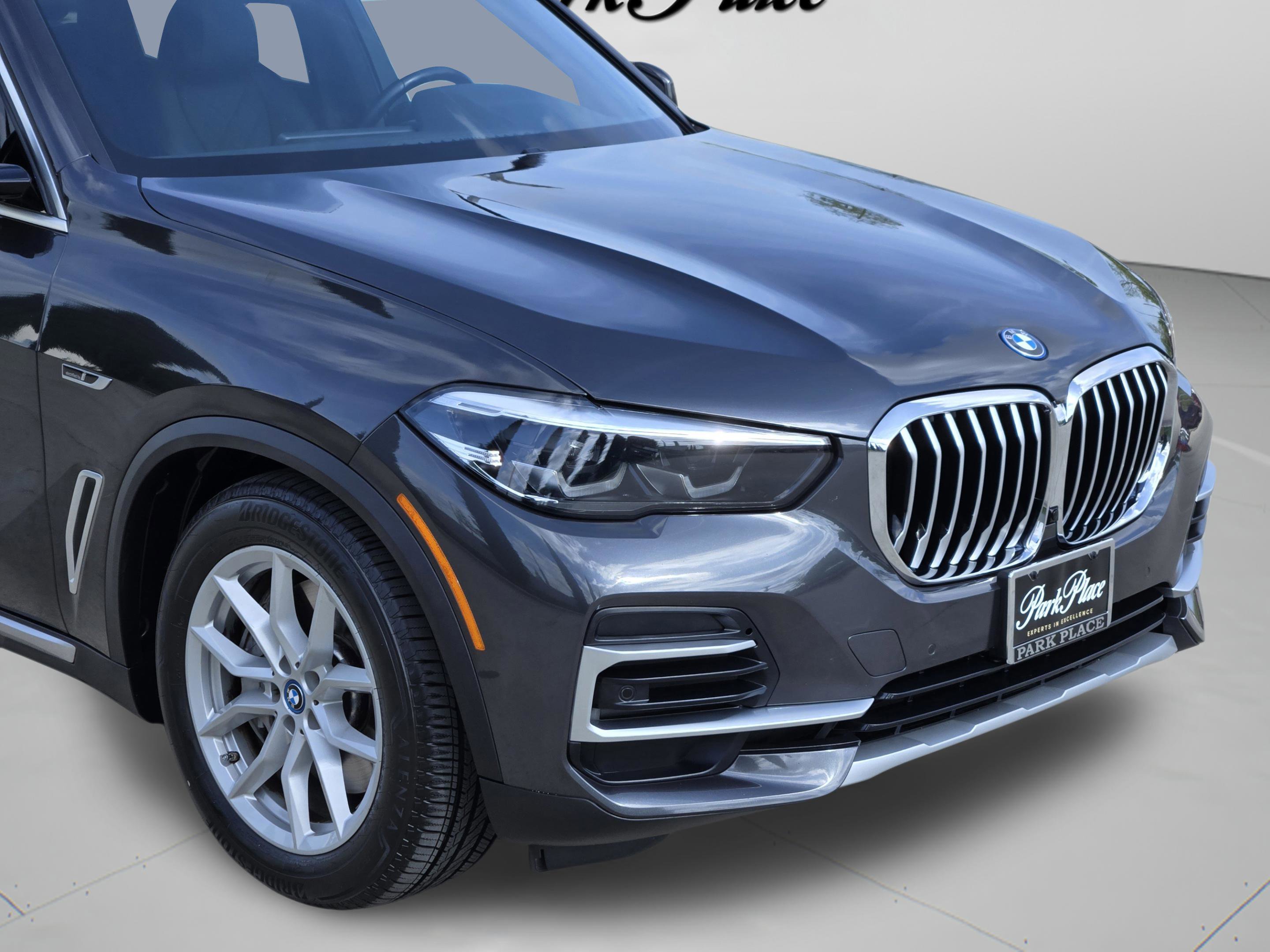 Used 2023 BMW X5 xDrive45e image 31