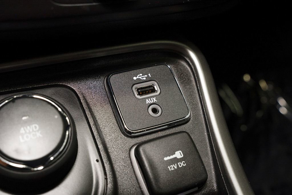 Used 2021 Jeep Compass 80th Special Edition image 15