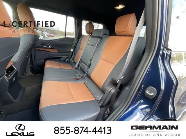 Used 2024 Lexus GX 550 w/ Cold Area Package image 13