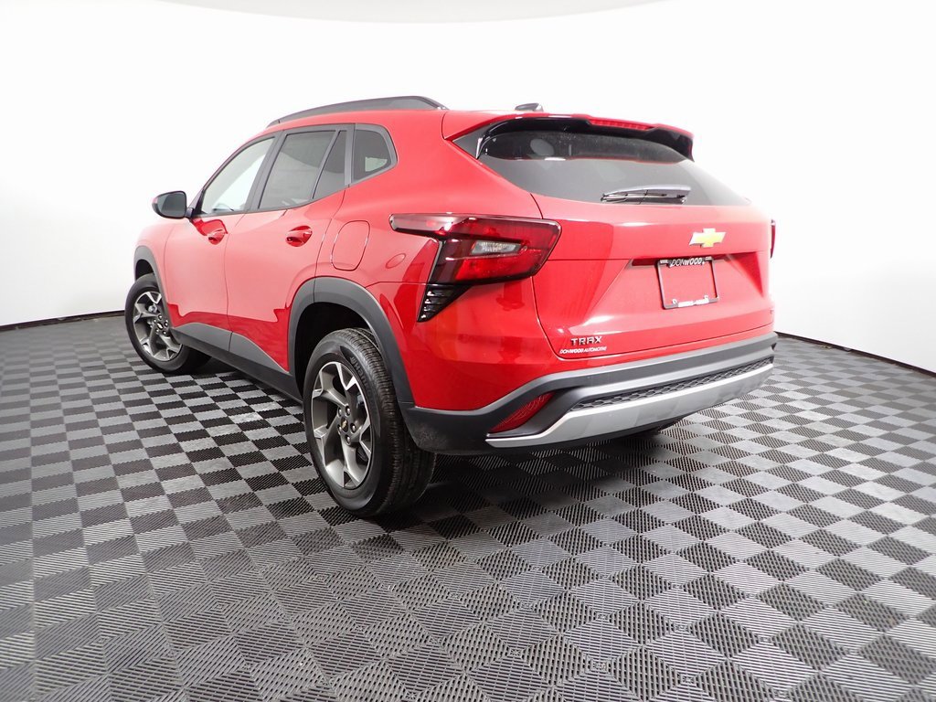 New 2026 Chevrolet Trax LT w/ LT Convenience Package image 9