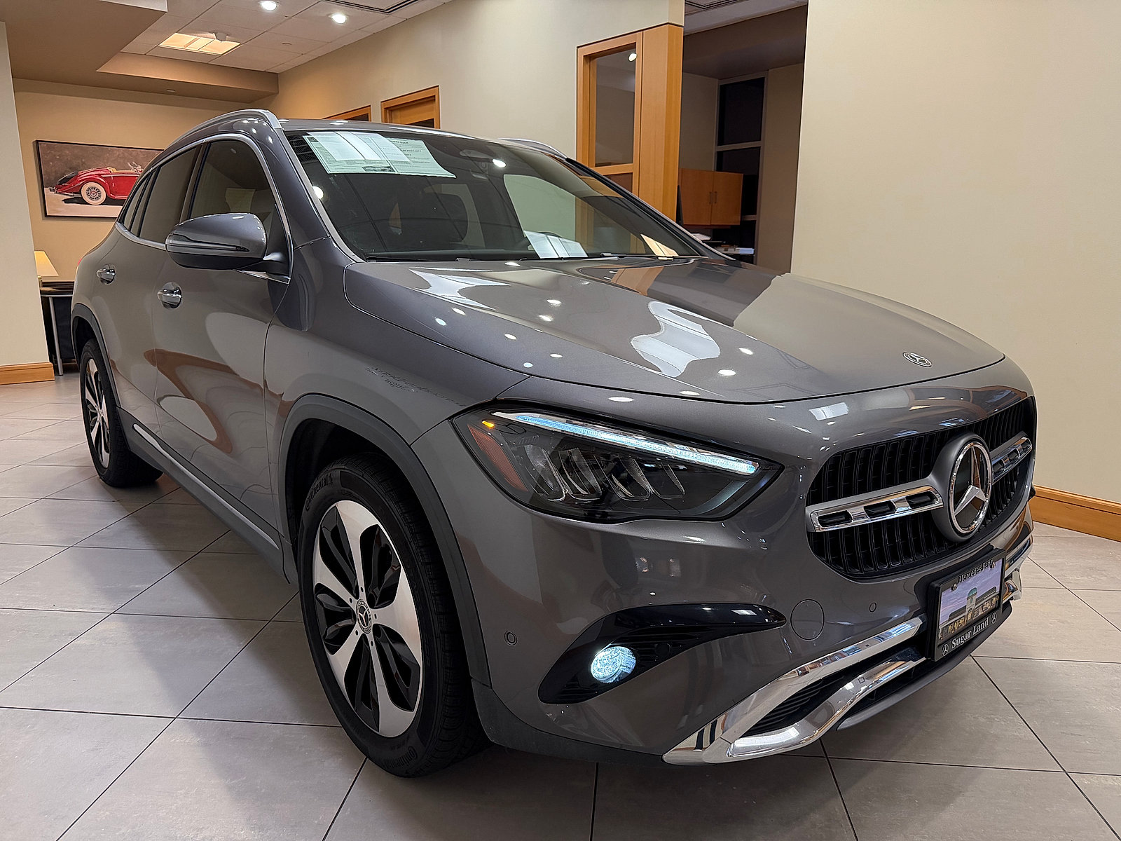Used 2025 Mercedes-Benz GLA 250 image 2