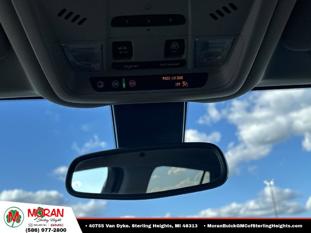 Certified 2024 GMC Terrain AT4 w/ Tech Package AWD/4WD image 30
