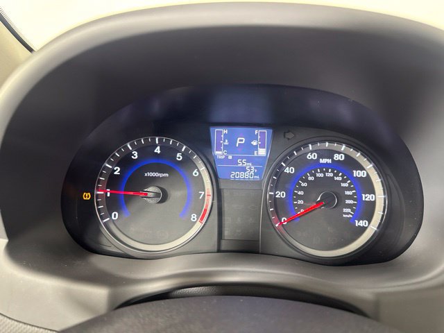Used 2015 Hyundai Accent GS FWD image 16