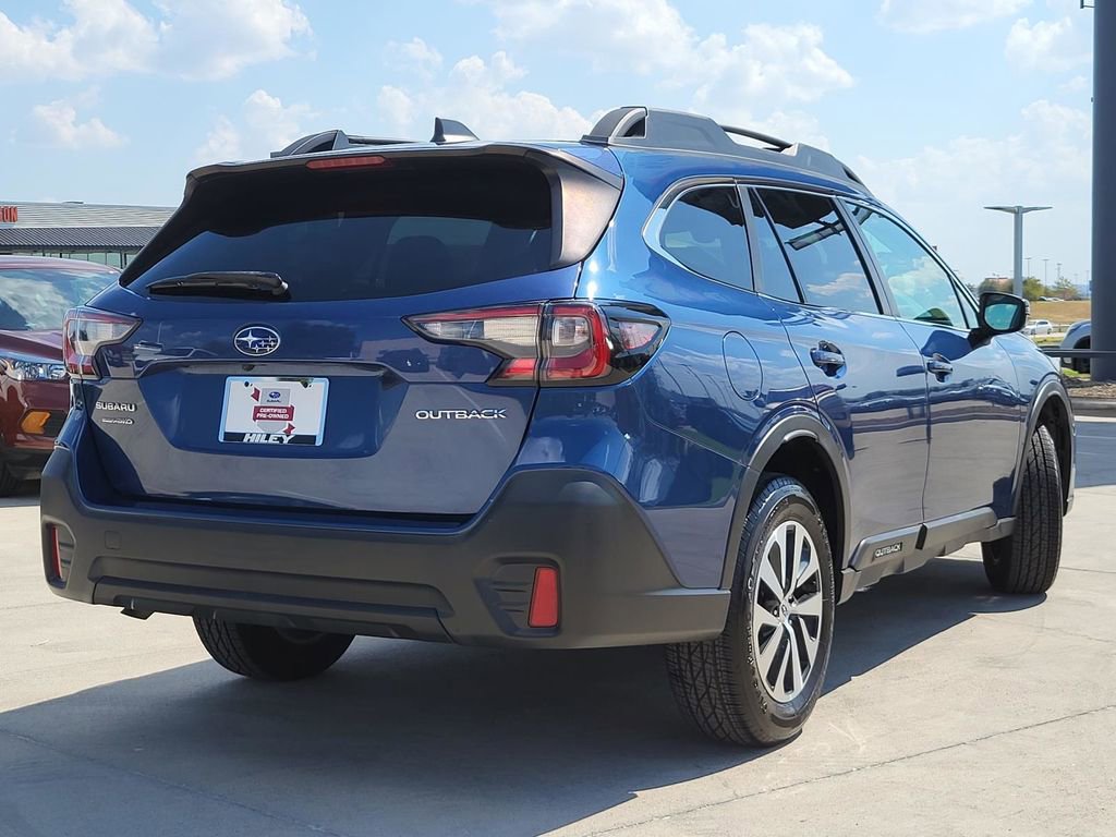 Certified 2022 Subaru Outback Premium image 4