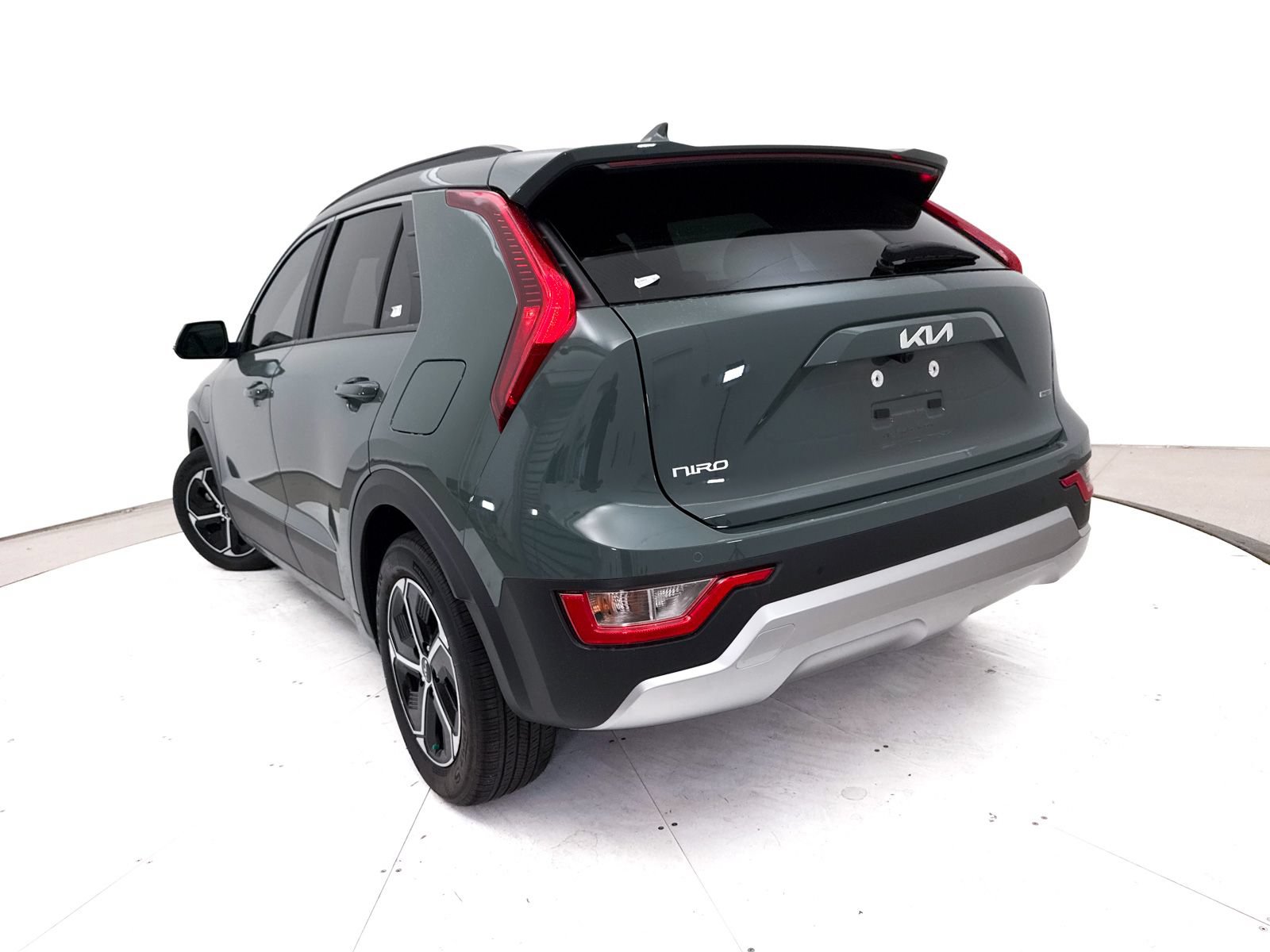 Certified 2023 Kia Niro EX FWD image 7
