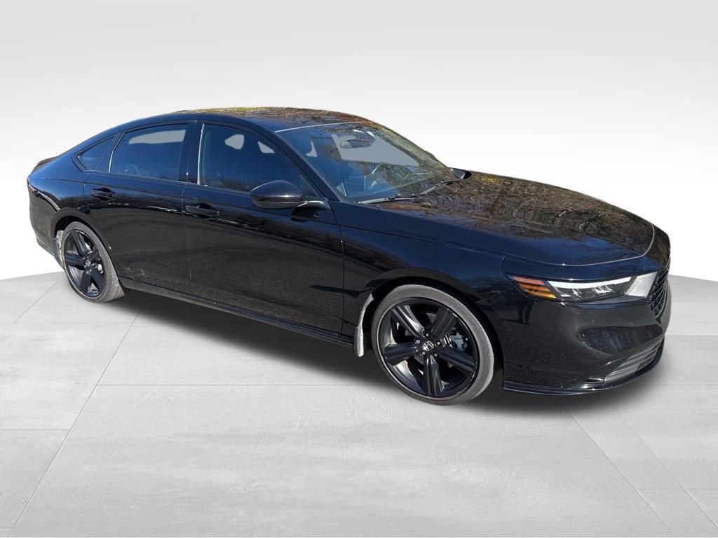 Used 2024 Honda Accord Sport image 7
