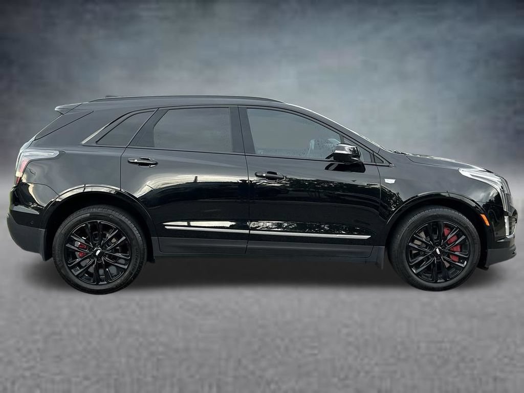 Used 2024 Cadillac XT5 Sportv w/ Technology Package AWD/4WD image 6