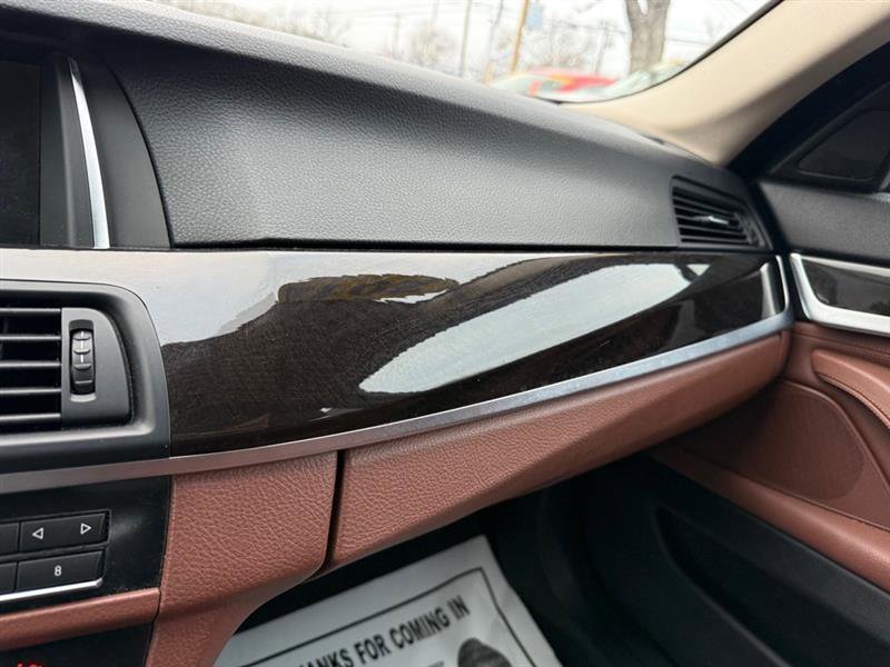 Used 2014 BMW 528i xDrive Sedan AWD/4WD image 27