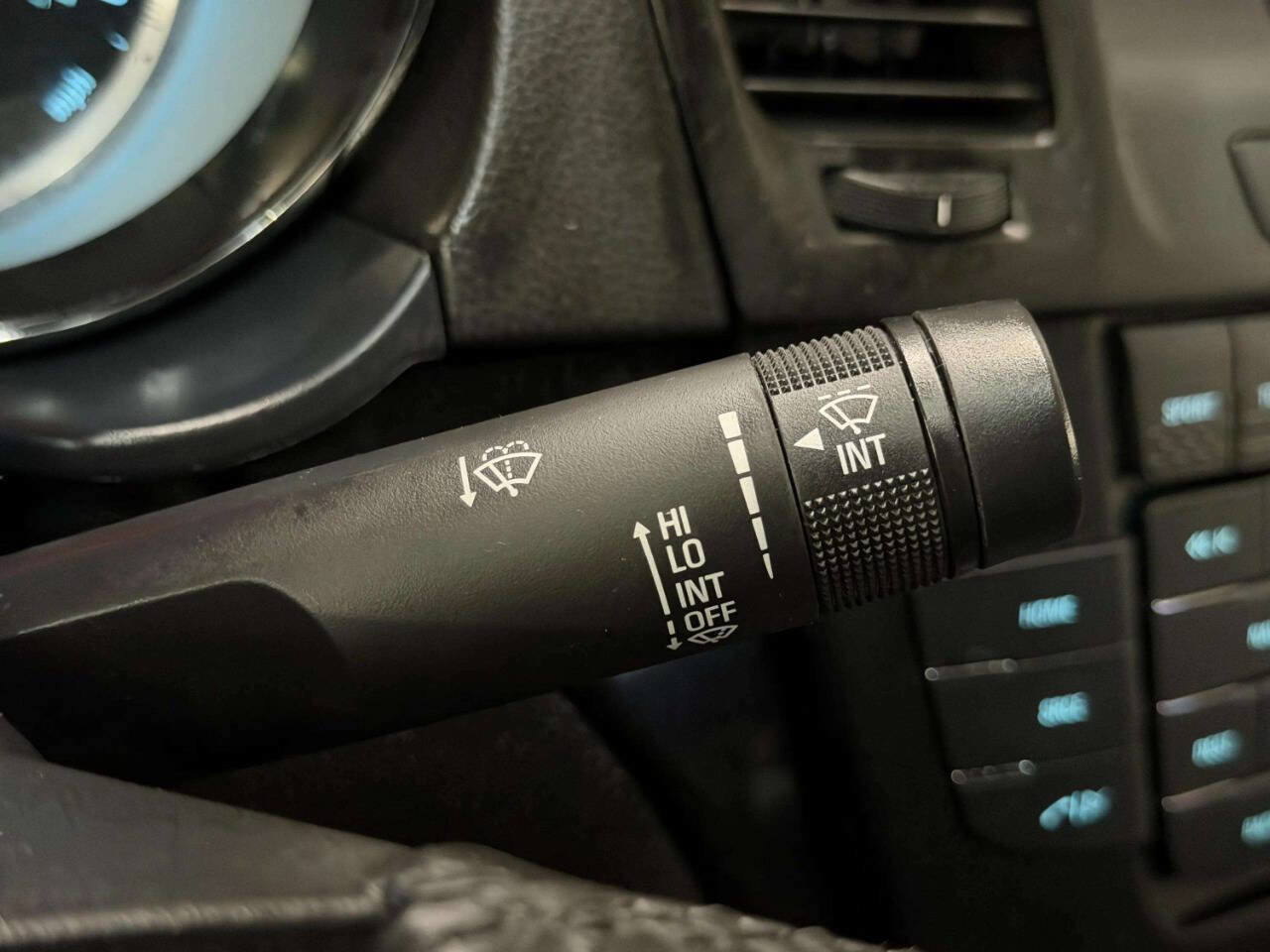 Used 2013 Buick Regal Premium image 34